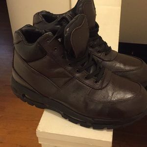 Nike acg air max boots